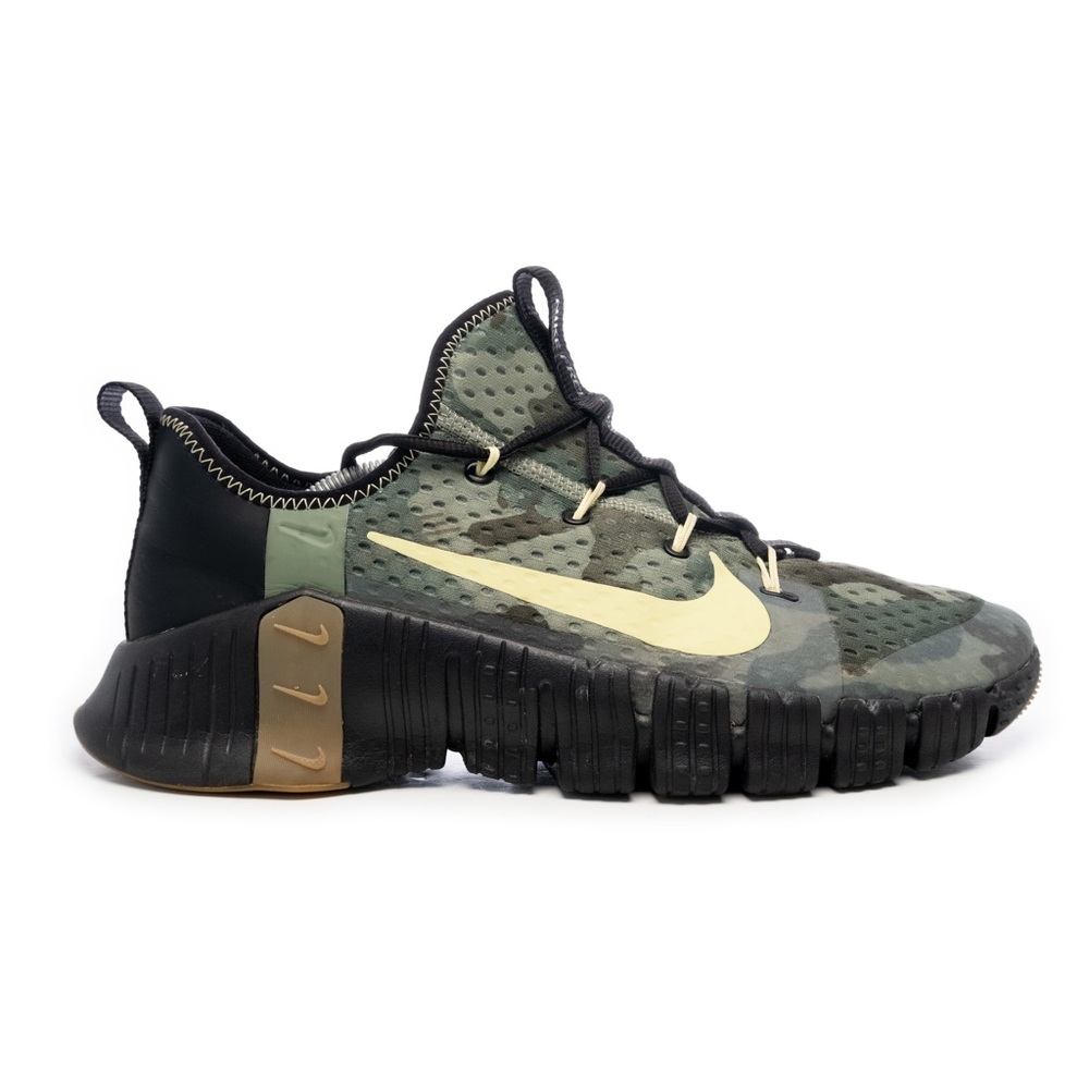 Nike Free Metcon 3 Camo size 11